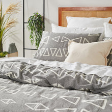 Load image into Gallery viewer, Twill &amp; Co Colton Duvet Cover Set